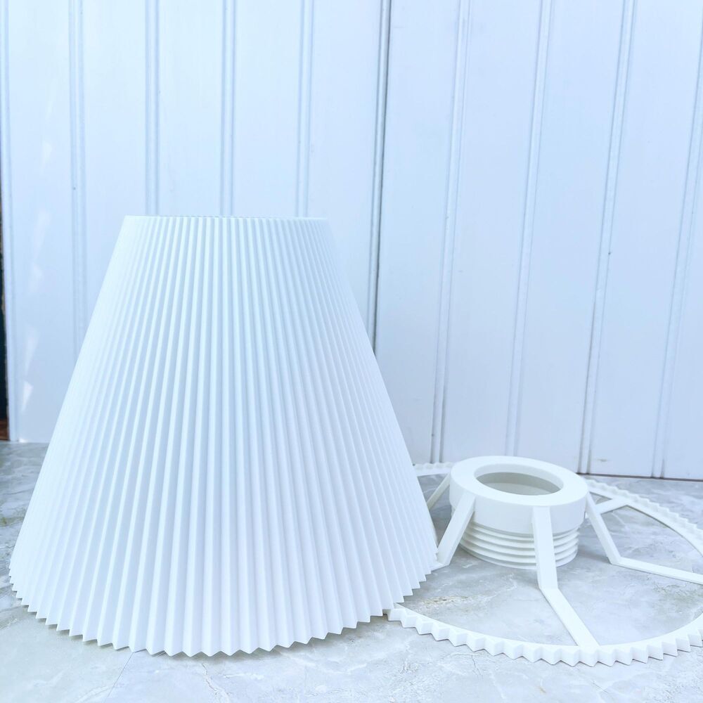 The Neor Desk Lamp and Shade, Bedside Lamp, Modern Home and Office - Picture 8 of 10